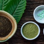 Kratom Near Me vs. Online Purchasing Pros and Cons of Each Option
